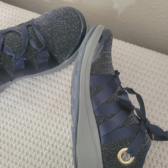 Bzees Women's Sparkle Navy Slipon Sneakers Sz 8.5 - Picture 6 of 12